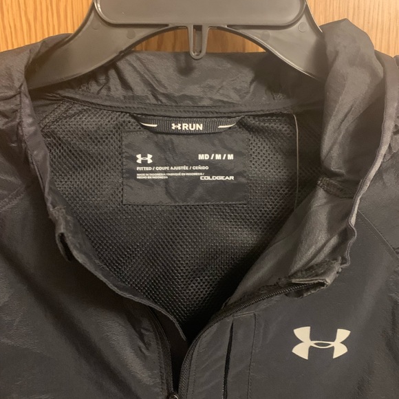 Under Armour Unisex Jacket sz M - Picture 3 of 3